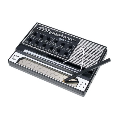 Аналоговый синтезатор Dubreq Stylophone GEN X-1-5